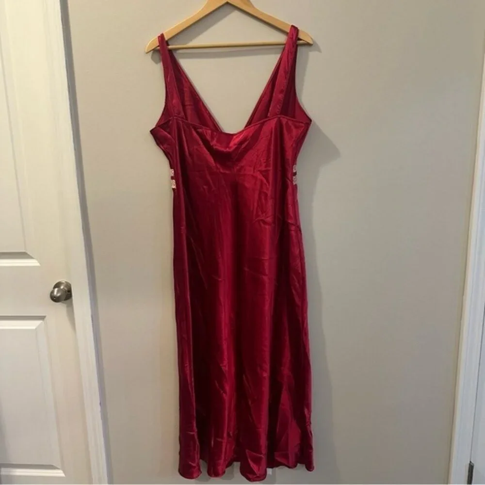 VTG 90s Regency-core Satin Slip Dress Burgundy Babydoll Lace Cameo XL Romantic